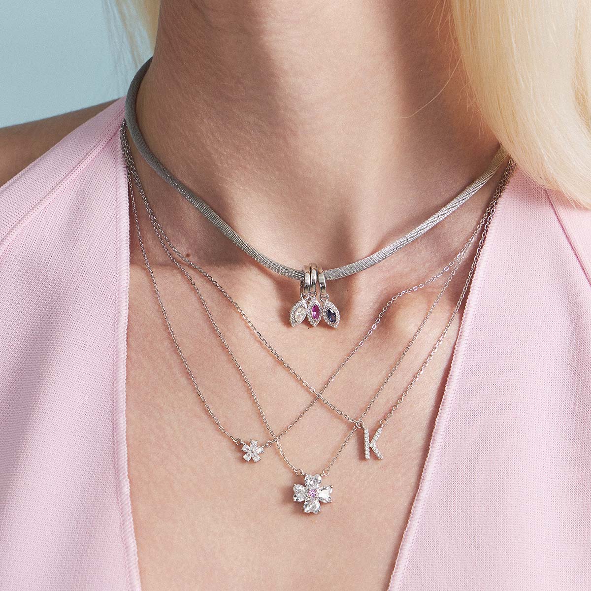 Colar Choker Flor Cristas